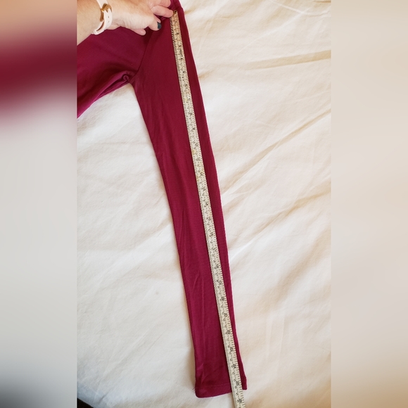 Aritzia Talula Fuchsia Ribbed Turtleneck - Picture 11 of 11